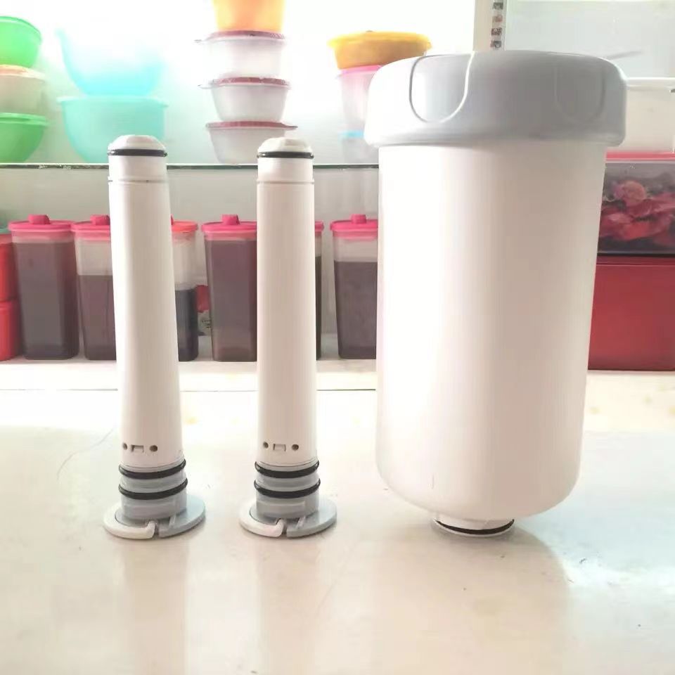 特百惠净水器中间红灯全部常亮怎样处理？复位后不行