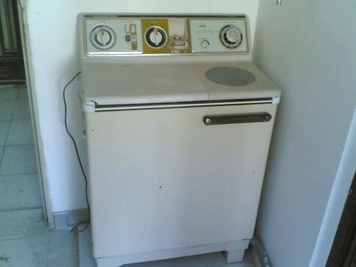 双桶洗衣机脱水桶漏电怎么办