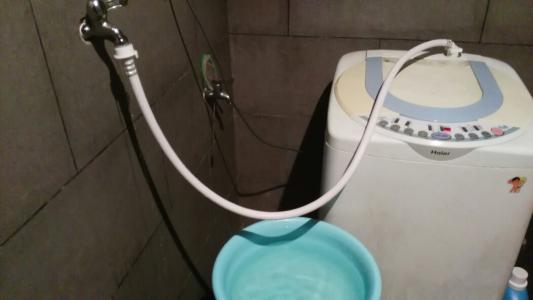 洗衣机排水管漏水怎么办？出水口漏水怎么修？