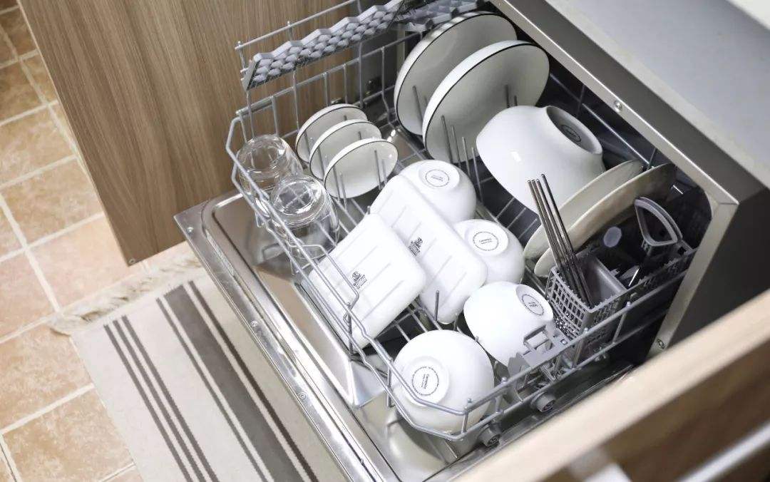如何防止洗碗机缺水干烧